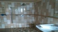Bathroom 1 - 8 square meters of property in Bishop Lavis