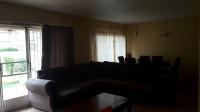 Lounges - 15 square meters of property in Edleen