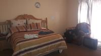 Main Bedroom - 28 square meters of property in Witfield