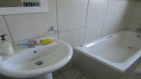 Bathroom 1 - 4 square meters of property in Rynfield AH