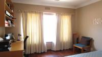 Bed Room 3 of property in Waterkloof Park