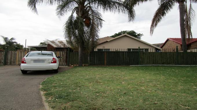 3 Bedroom Duet for Sale For Sale in Suiderberg - Home Sell - MR264276