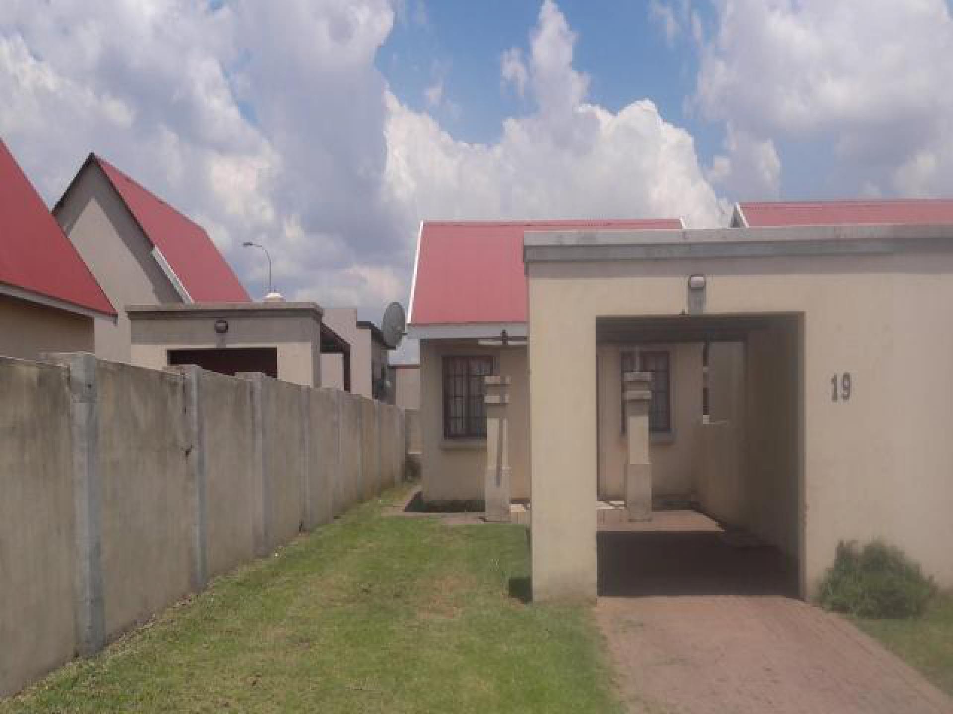 Front View of property in Tasbetpark