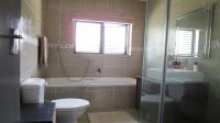 Bathroom 1 - 7 square meters of property in Melodie