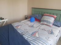 Bed Room 2 of property in Waterval East