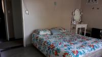 Bed Room 1 - 15 square meters of property in Glen Erasmia Boulevard