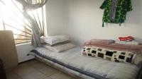 Bed Room 1 - 6 square meters of property in Zandspruit