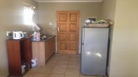 Kitchen - 4 square meters of property in Zandspruit