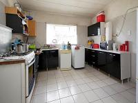 Kitchen of property in Ermelo