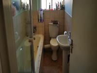 Bathroom 1 of property in Terenure