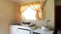 Kitchen - 6 square meters of property in Diepsloot