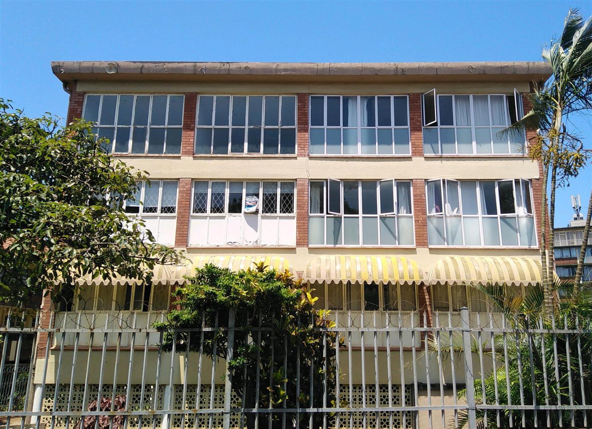 Front View of property in Durban Central