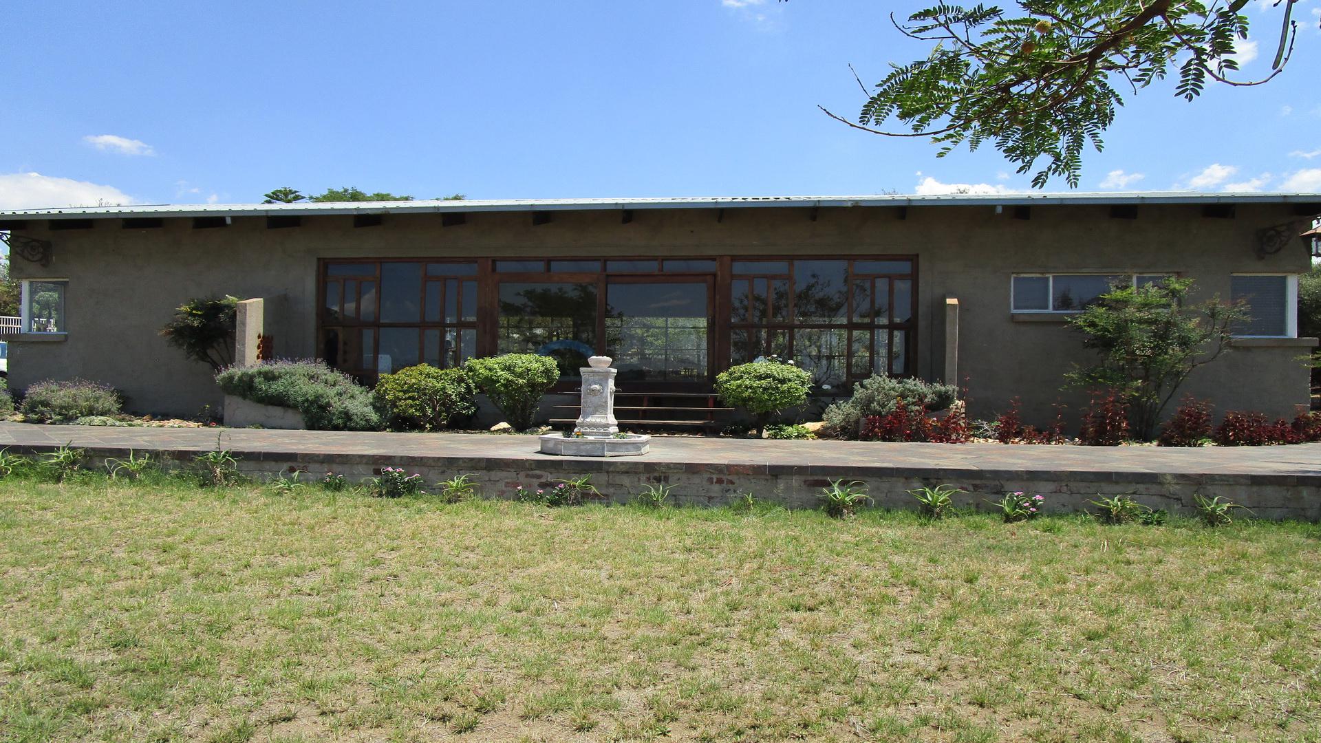 Front View of property in Knoppieslaagte