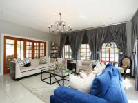 Lounges - 61 square meters of property in Northcliff