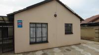 2 Bedroom 1 Bathroom House for Sale for sale in Protea Glen