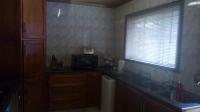 Kitchen - 44 square meters of property in Zakariyya Park