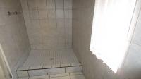 Bathroom 1 - 29 square meters of property in Zakariyya Park