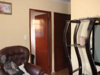 Lounges - 10 square meters of property in Protea Glen