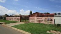 3 Bedroom 1 Bathroom House for Sale for sale in Lenasia