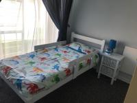 Bed Room 2 - 13 square meters of property in Sunward park