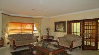 Lounges - 28 square meters of property in Silver Lakes Golf Estate