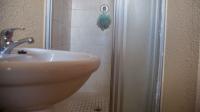 Bathroom 2 - 3 square meters of property in Protea Glen
