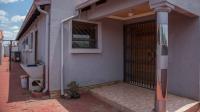 3 Bedroom 3 Bathroom House for Sale for sale in Protea Glen