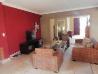 Lounges - 24 square meters of property in Silver Lakes Golf Estate