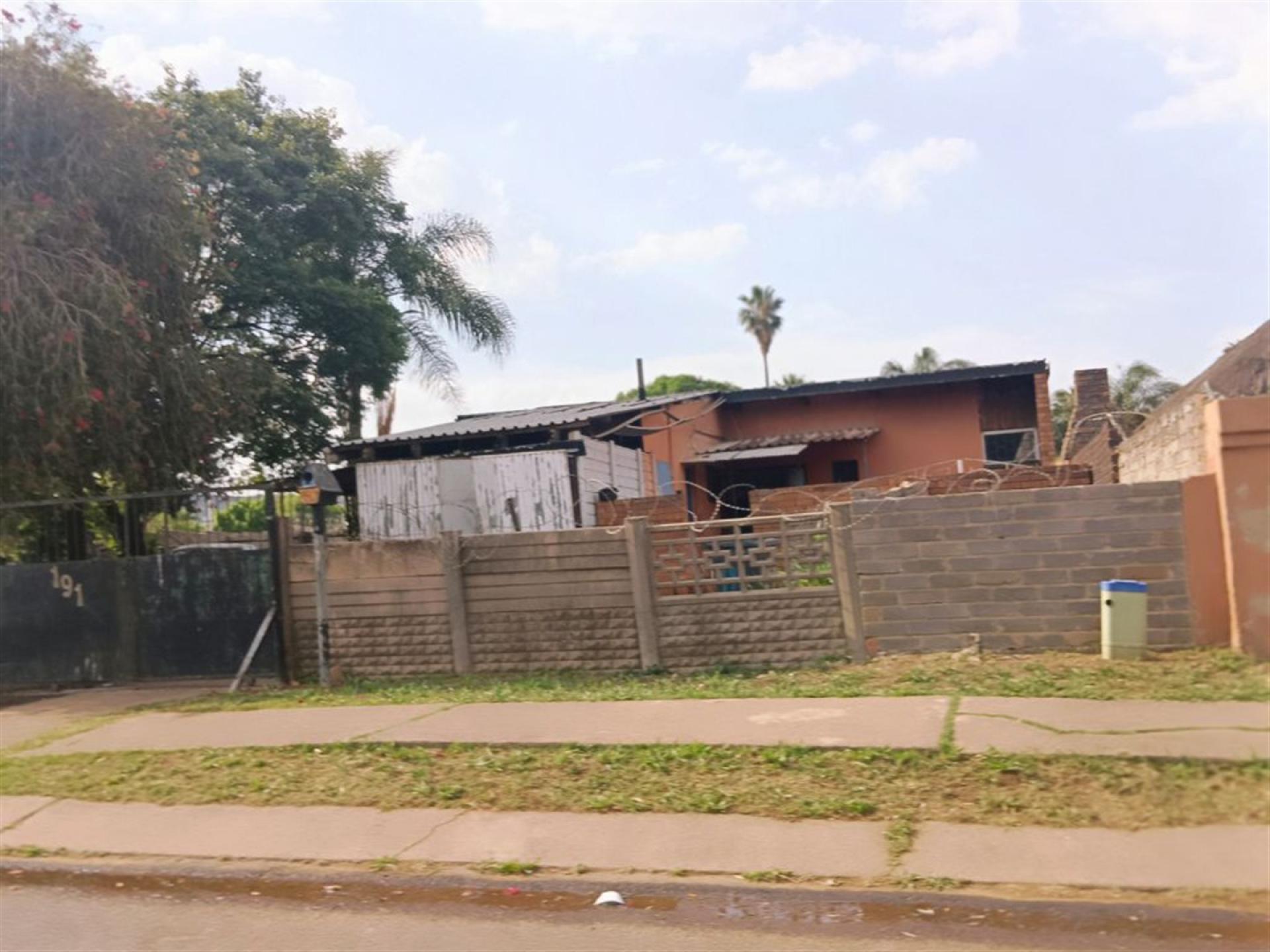 Front View of property in Pretoria Central