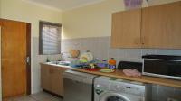 Kitchen - 13 square meters of property in Safarituine