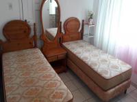 Bed Room 2 - 13 square meters of property in Bluff