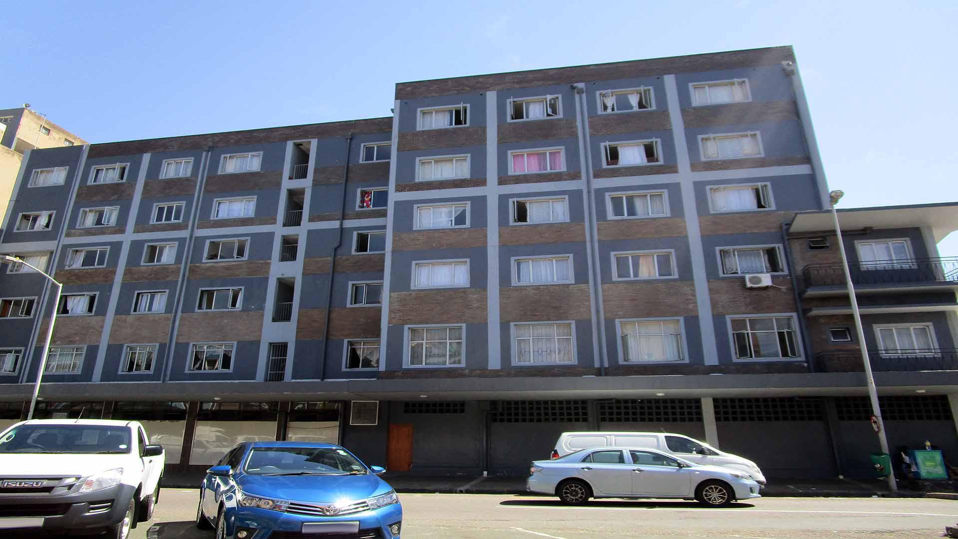 Front View of property in Greyville 