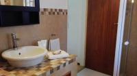 Main Bathroom - 9 square meters of property in Norkem park