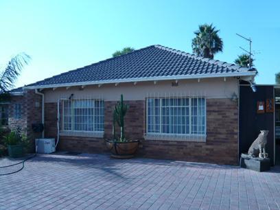 3 Bedroom House for Sale For Sale in Edenvale - Private Sale - MR27241