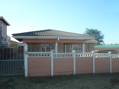  of property in Newlands West