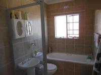 Bathroom 1 - 9 square meters of property in Sonneveld