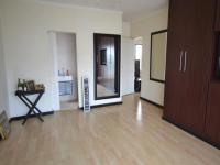 Bed Room 2 - 21 square meters of property in Greenstone Hill