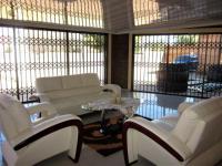 Lounges - 119 square meters of property in Selection park