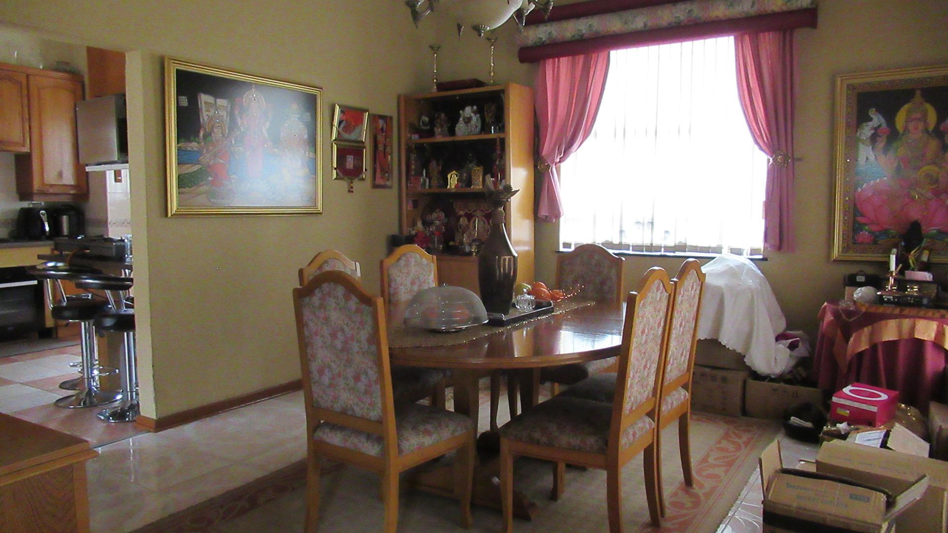 Dining Room - 22 square meters of property in Winchester Hills