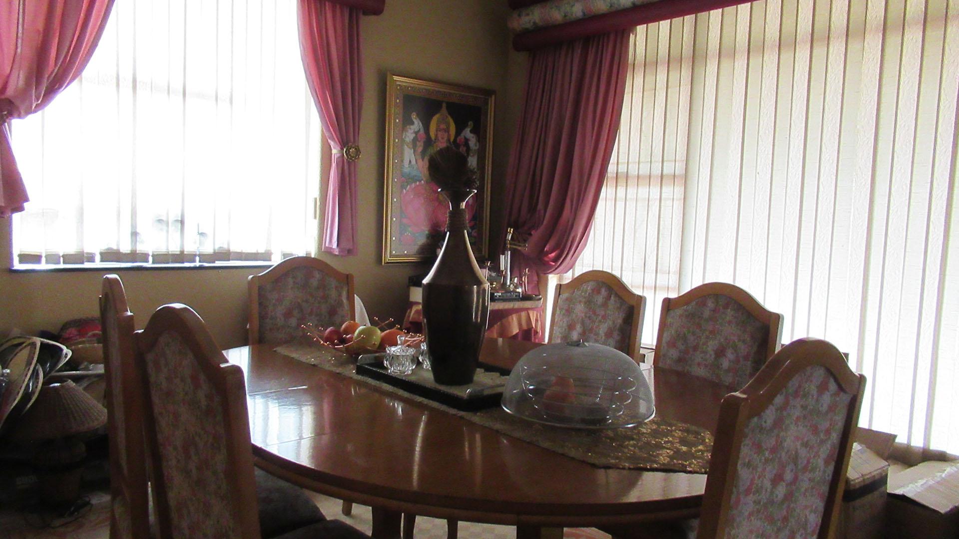 Dining Room - 22 square meters of property in Winchester Hills