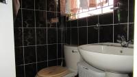 Bed Room 2 - 18 square meters of property in Winchester Hills