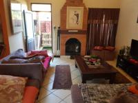 Lounges - 22 square meters of property in Waterval East