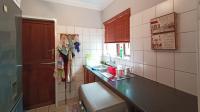 Scullery - 5 square meters of property in Waterval East
