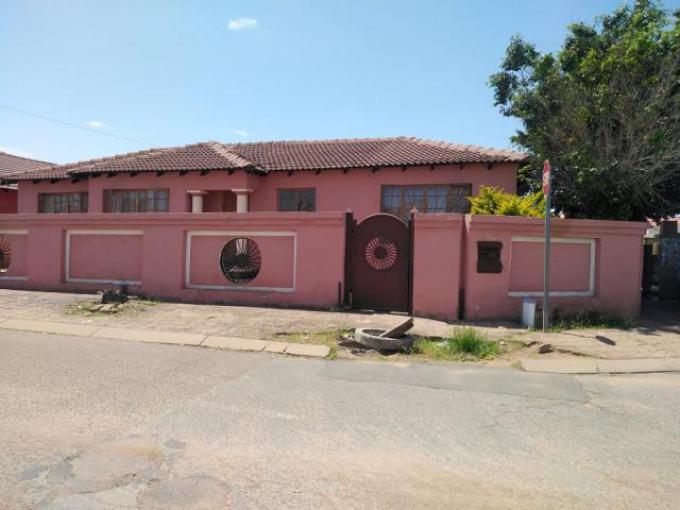 Standard Bank SIE Sale In Execution 3 Bedroom Freehold Residence for Sale in Mabopane - MR279089
