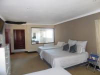 Bed Room 1 of property in Signal Hill (KZN)