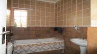 Bathroom 1 - 5 square meters of property in Emalahleni (Witbank) 