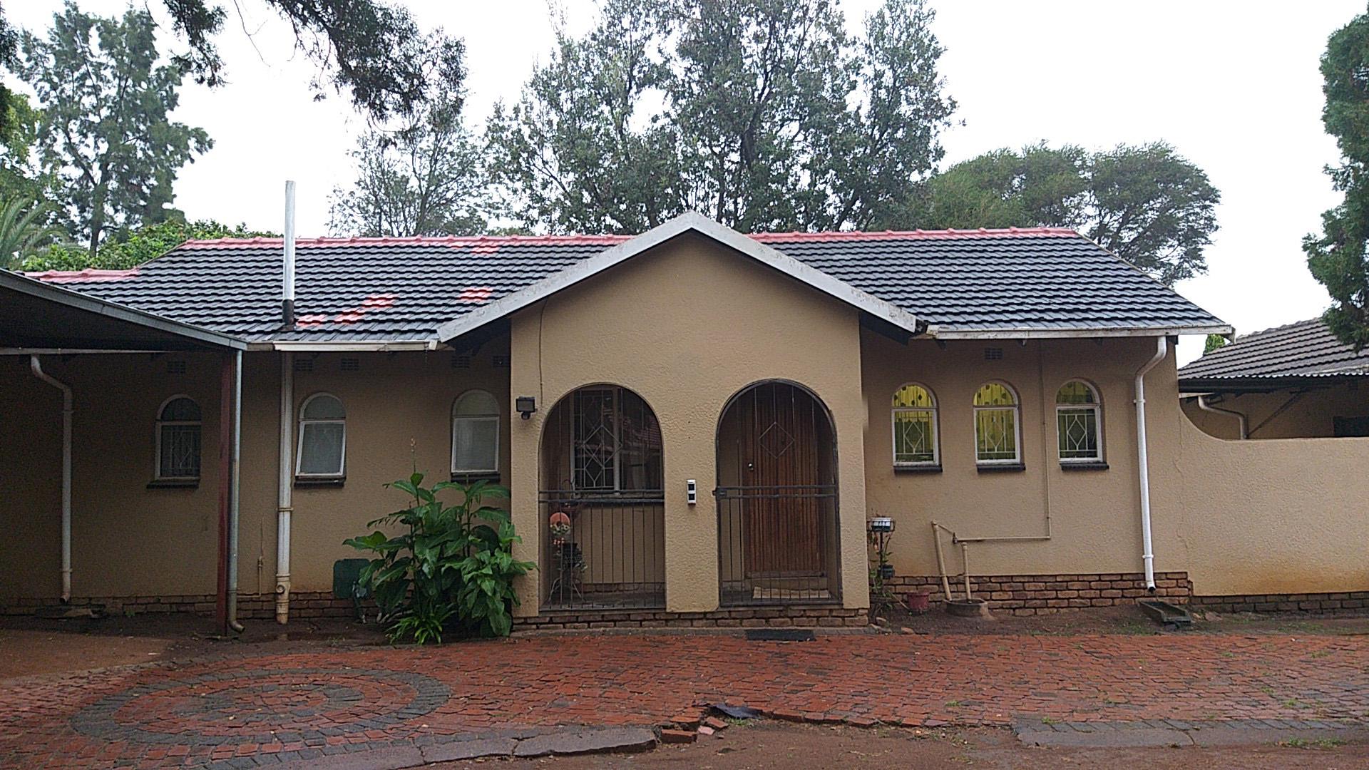 Front View of property in Ravenswood