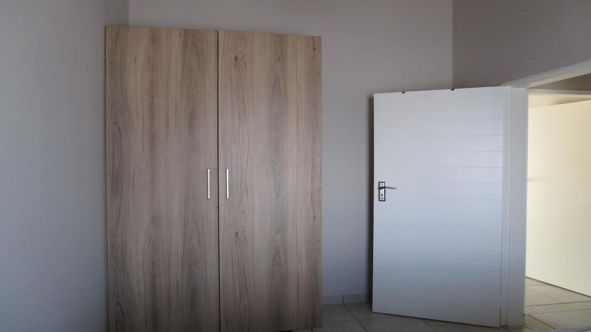 Bed Room 2 - 11 square meters of property in Waterkloof (Rustenburg)