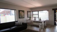 Lounges - 25 square meters of property in Waterkloof (Rustenburg)