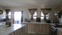 Kitchen - 15 square meters of property in Waterkloof (Rustenburg)